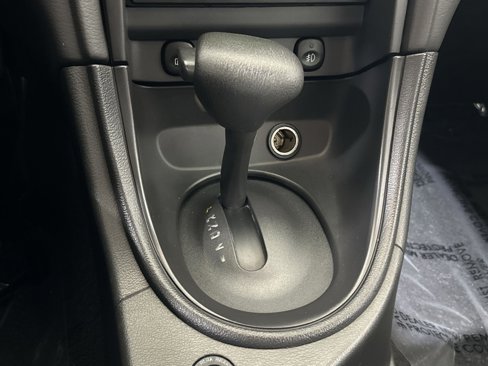 Used 2004 Ford Mustang GT image 27