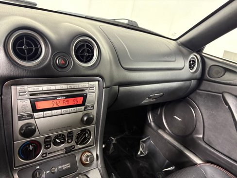 Used 2004 MAZDA MX-5 Miata MAZDASPEED w/ Grand Touring Pkg image 15