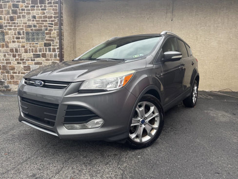 Used 2014 Ford Escape Titanium image 2