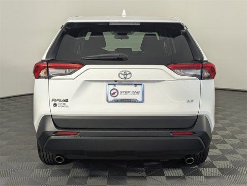 Used 2023 Toyota RAV4 LE image 6