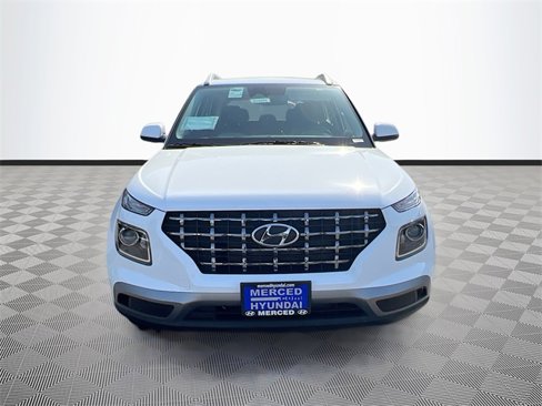 New 2025 Hyundai Venue SEL image 2