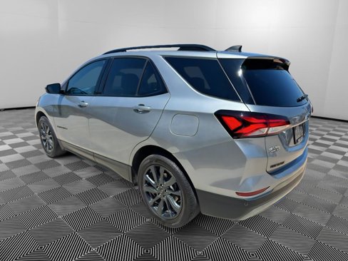Used 2023 Chevrolet Equinox RS image 5