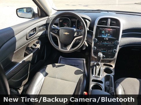 Used 2015 Chevrolet Malibu LT w/ Power Convenience Package image 24