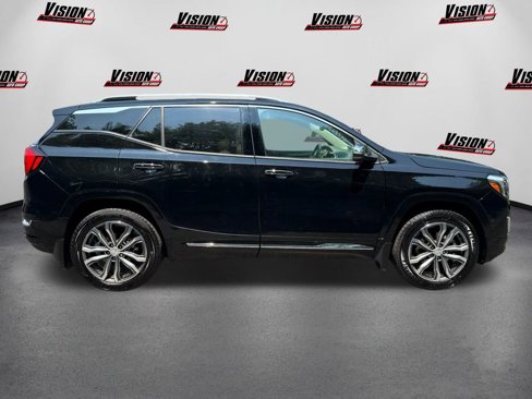 Used 2020 GMC Terrain Denali w/ Denali Premium Package image 4