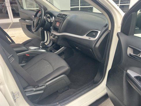 Used 2018 Dodge Journey SE w/ Blacktop Package image 25