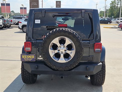 Used 2016 Jeep Wrangler Unlimited Sahara w/ Connectivity Group image 8