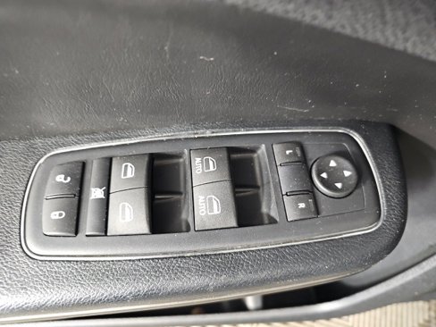 Certified 2016 Chrysler 300 S image 11