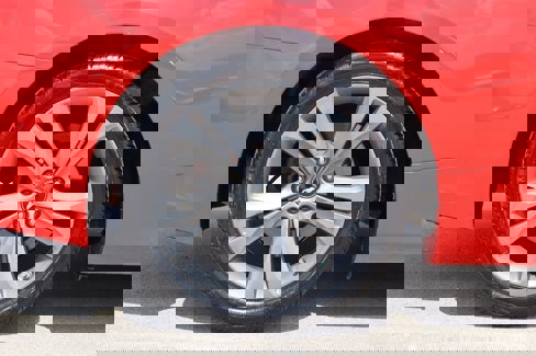 Used 2012 Hyundai Genesis 3.8 image 34