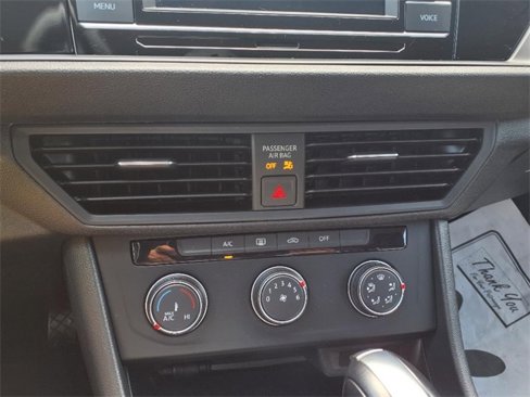 Used 2021 Volkswagen Jetta S image 19