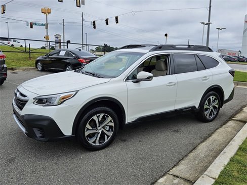 Used 2020 Subaru Outback Limited w/ Popular Package #2 image 3
