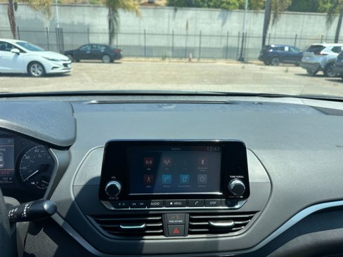 Used 2024 Nissan Altima 2.5 S image 18