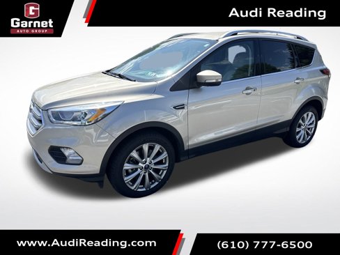 Used 2017 Ford Escape Titanium image 1