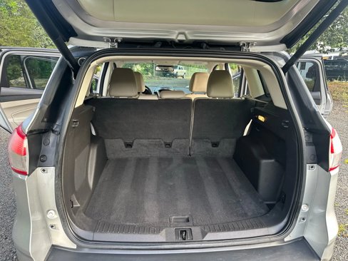 Used 2016 Ford Escape Titanium image 21