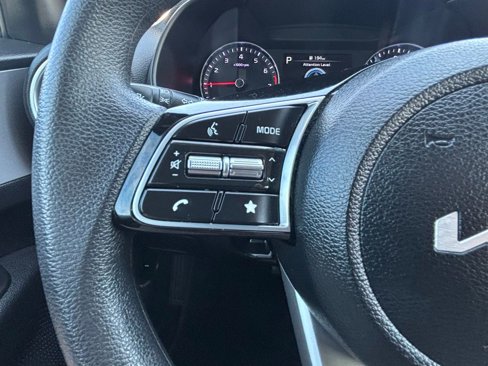 Used 2023 Kia Forte LXS image 25
