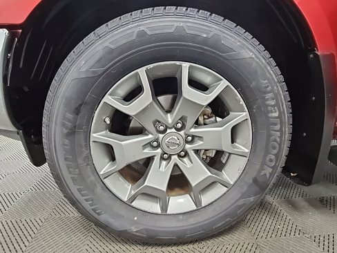 Used 2019 Nissan Frontier SL image 41