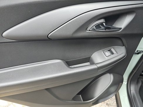 New 2025 Chevrolet TrailBlazer LT w/ Convenience Package image 11