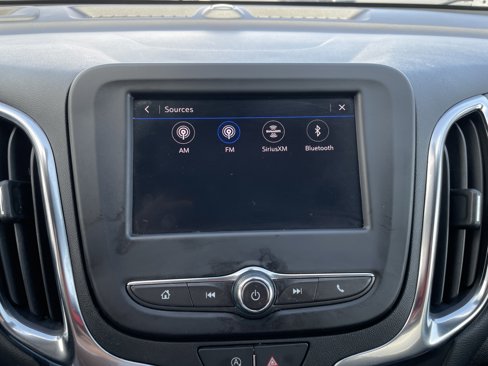 Used 2023 Chevrolet Equinox LT w/ Driver Convenience Package image 12