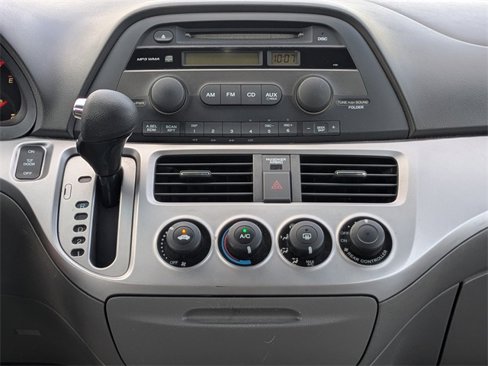 Used 2010 Honda Odyssey LX image 19