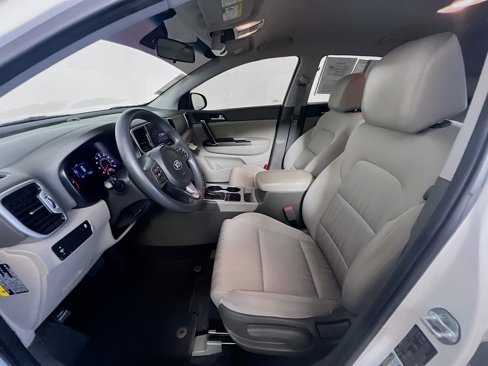 Used 2017 Kia Sportage LX image 14