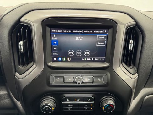 Used 2020 Chevrolet Silverado 1500 Custom w/ Custom Value Package image 28