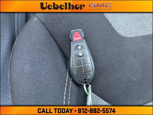 Used 2017 Jeep Cherokee Sport image 30