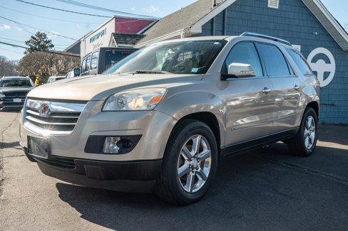 Used 2008 Saturn Outlook XR w/ Premium Trim Package image 2