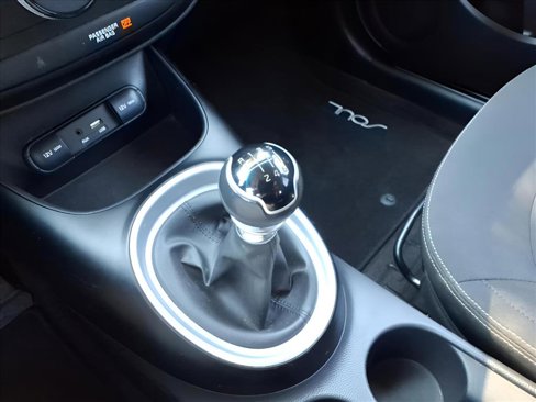 Used 2015 Kia Soul image 12