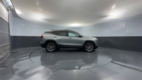 Used 2023 GMC Terrain SLT image 8