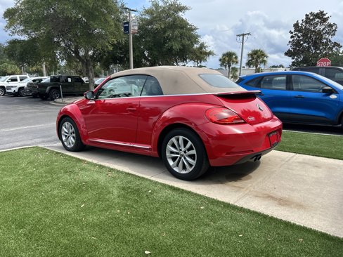 Used 2014 Volkswagen Beetle TDI image 5