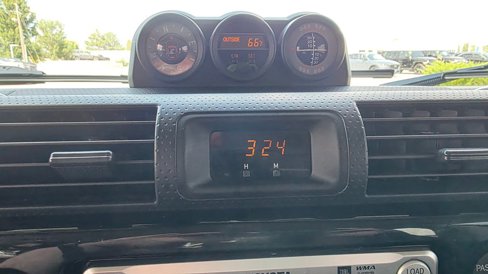 Used 2013 Toyota FJ Cruiser 4WD image 32