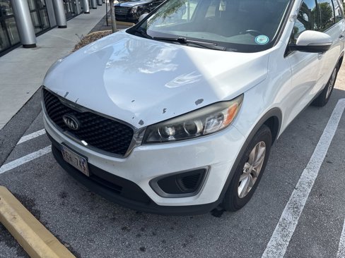 Used 2016 Kia Sorento LX w/ LX Convenience Package image 4
