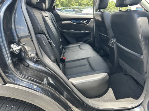 Used 2022 Nissan Rogue Sport SL w/ Premium Package image 15
