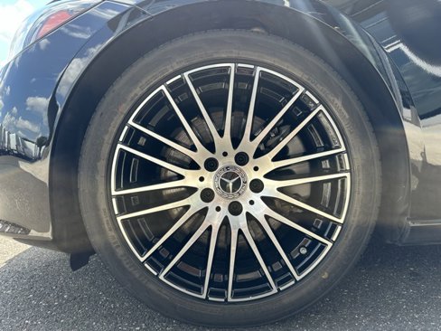 Used 2023 Mercedes-Benz C 300 4MATIC Sedan image 11