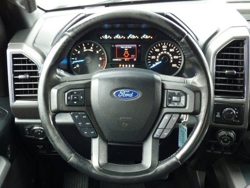 Used 2018 Ford F150 XLT w/ Equipment Group 302A Luxury image 4