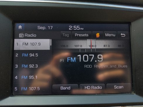 Used 2017 Hyundai Elantra SE image 25