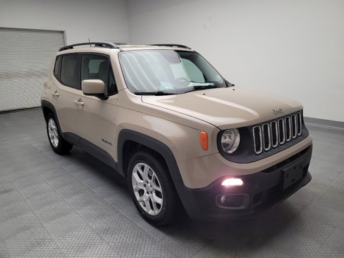 Used 2015 Jeep Renegade Latitude w/ Popular Equipment Group image 13