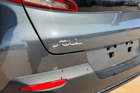 Used 2020 Kia Soul LX image 10