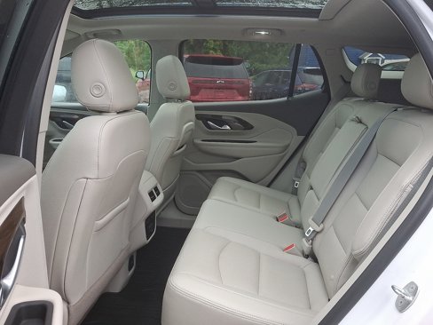 Used 2019 GMC Terrain Denali w/ Advanced Safety Package image 10