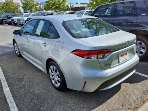 Certified 2020 Toyota Corolla LE image 3