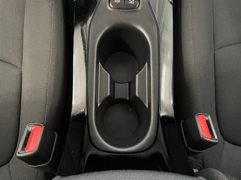 Used 2021 Toyota Corolla LE image 31