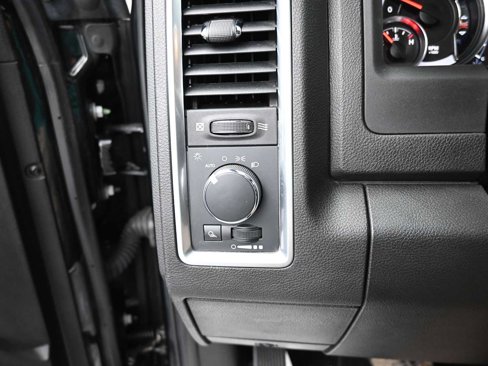Used 2022 RAM 1500 Classic Warlock w/ Electronics Group image 9