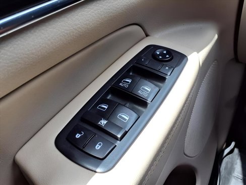 Used 2020 Jeep Grand Cherokee Limited image 9