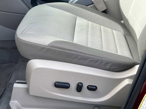 Used 2015 Ford Escape SE image 17