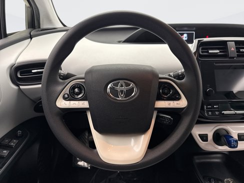 Used 2017 Toyota Prius Two image 12