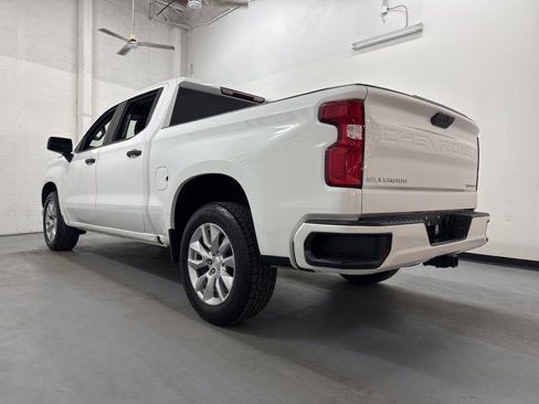 Used 2021 Chevrolet Silverado 1500 Custom w/ Safety Confidence Package image 18