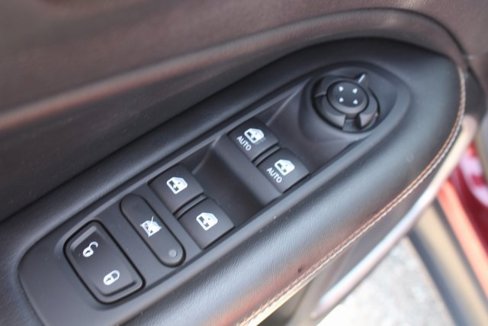 Used 2021 Jeep Compass Sport image 11