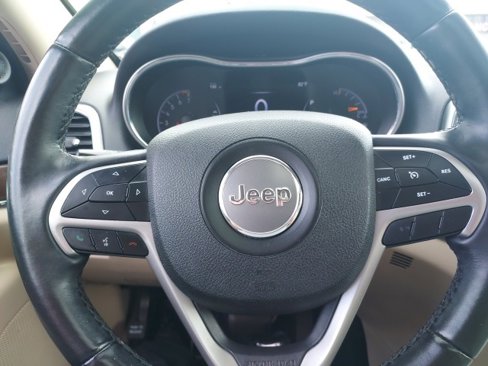 Used 2018 Jeep Grand Cherokee Limited image 20