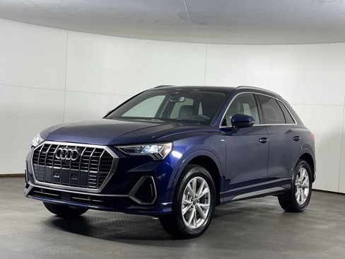 Certified 2025 Audi Q3 2.0T Premium Plus w/ Premium Plus Package image 3
