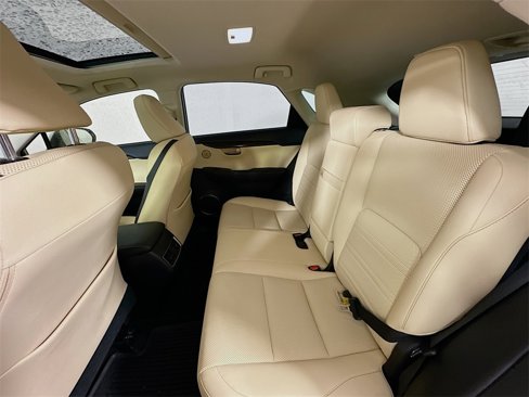 Used 2016 Lexus NX 200t FWD image 17