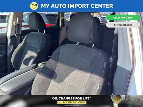 Used 2017 Nissan Murano S image 12